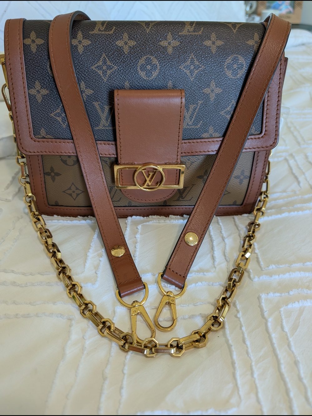 Louis Vuitton 2019 Monogram Dauphine Crossbody Bag Gold Chain Strap - Picture 16 of 17